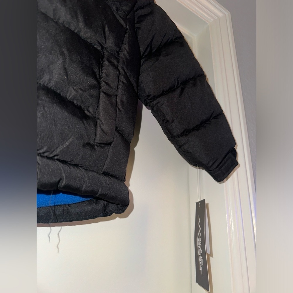 Little boys snow/winter coat - Picture 6 of 10